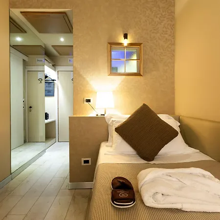 Mentana, By R Collection 4* Milan