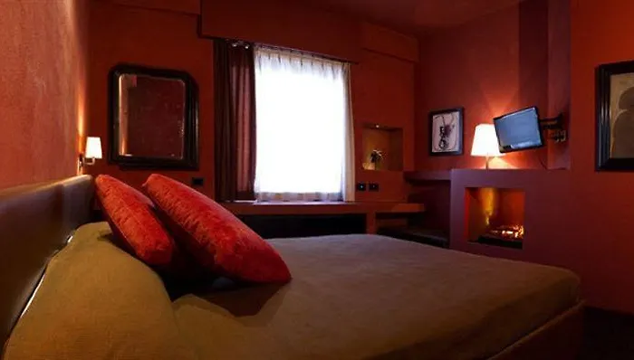 Mentana, By R Collection Szálloda Milánó