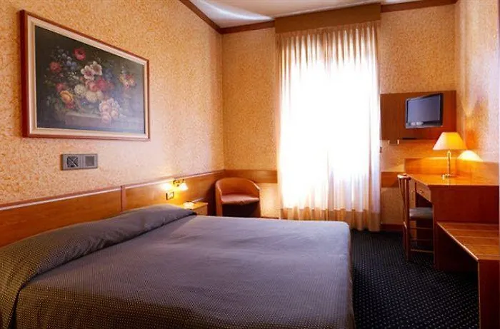 Szálloda Mentana, By R Collection